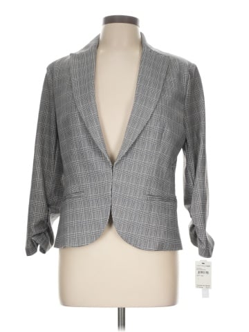Amanda + Chelsea Blazer (view 1)
