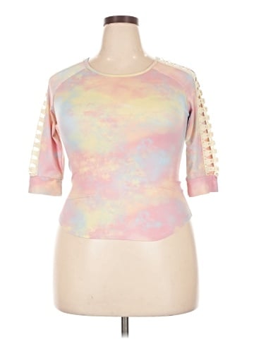 Assorted Brands 3/4 Sleeve Top (view 1)