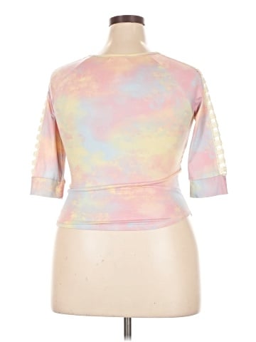Assorted Brands 3/4 Sleeve Top (view 2)