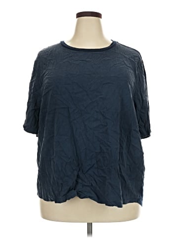 Universal Standard Short Sleeve Top (view 1)