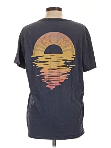 Lee Short Sleeve T-Shirt (view 2)