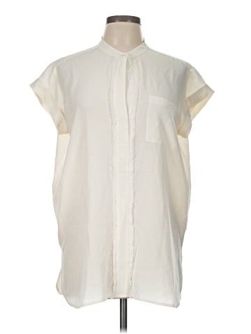 Vince. Sleeveless Silk Top (view 1)
