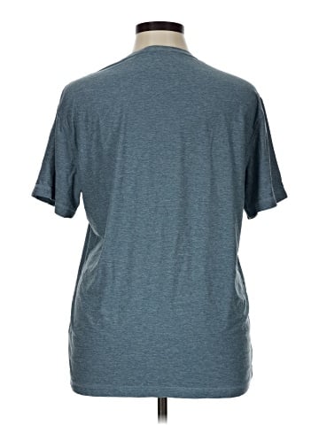 Vuori Short Sleeve T-Shirt (view 2)
