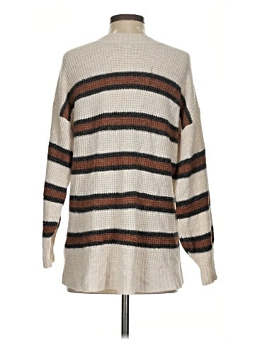 American Eagle Outfitters Pullover Sweater (view 2)