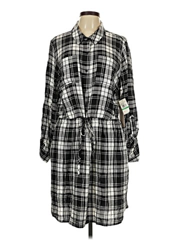 TWO by Vince Camuto Casual Dress (view 1)