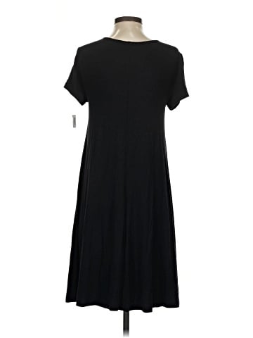 Old Navy Casual Dress (view 2)