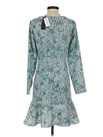 Banana Republic Casual Dress (view 2)