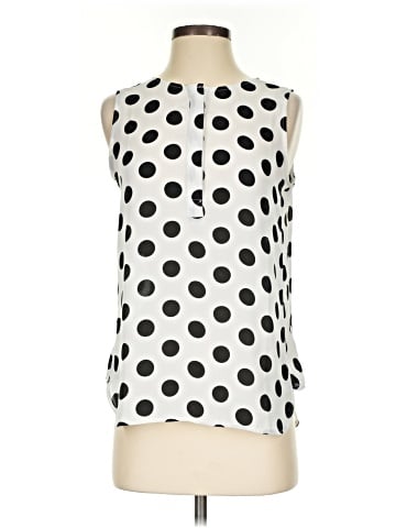 Violet & Claire Sleeveless T-Shirt (view 1)
