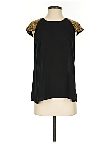 Romeo & Juliet Couture Short Sleeve Top (view 1)