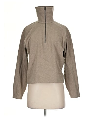 Uniqlo Pullover Sweater (view 1)