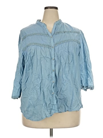 Venezia Jeans Clothing Co. 3/4 Sleeve Button-Down Shirt (view 1)