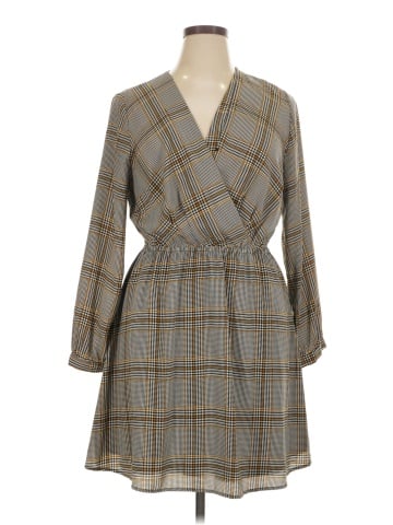 Collective Concepts Casual Dress (view 1)