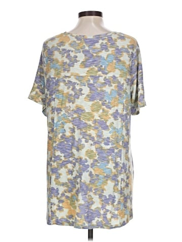 LOGO by Lori Goldstein Short Sleeve T-Shirt (view 2)