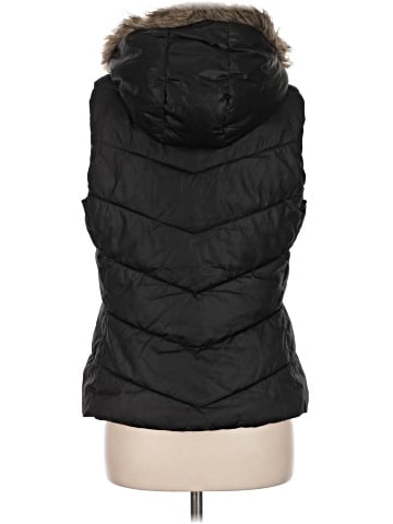 Gap Outlet Vest (view 2)