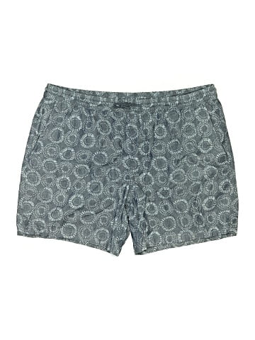 IZOD Shorts (view 1)