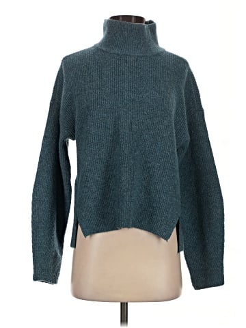 Abercrombie & Fitch Turtleneck Sweater (view 1)