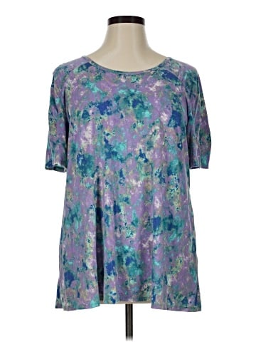LOGO by Lori Goldstein Short Sleeve T-Shirt (view 1)