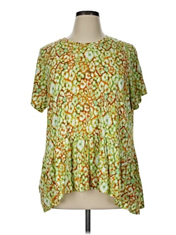 LOGO by Lori Goldstein Short Sleeve T-Shirt (view 1)
