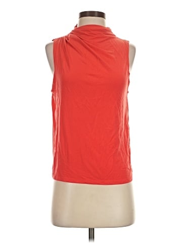 Babaton Sleeveless T-Shirt (view 1)