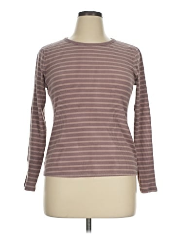 Old Navy Long Sleeve T-Shirt (view 1)