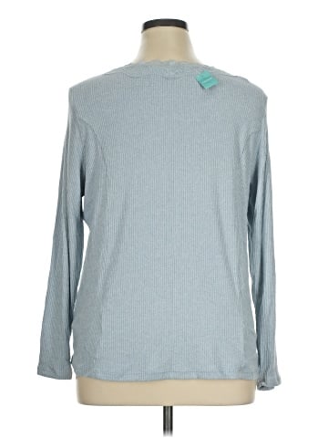 Maurices Long Sleeve Top (view 2)
