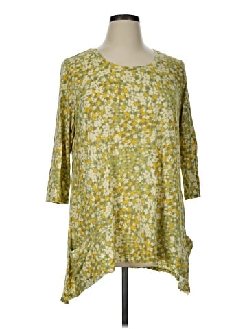 LOGO by Lori Goldstein 3/4 Sleeve T-Shirt (view 1)