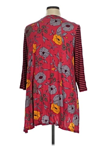 LOGO by Lori Goldstein 3/4 Sleeve Blouse (view 2)
