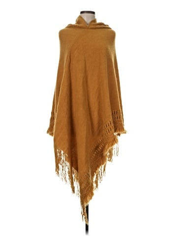 Minette Poncho (view 1)