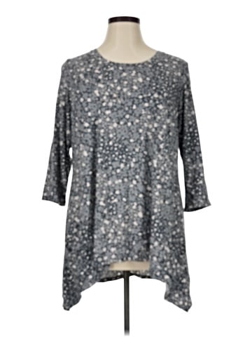 LOGO by Lori Goldstein 3/4 Sleeve T-Shirt (view 1)