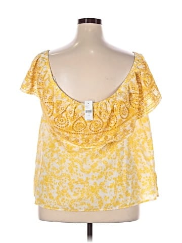 Lane Bryant Short Sleeve Blouse (view 2)