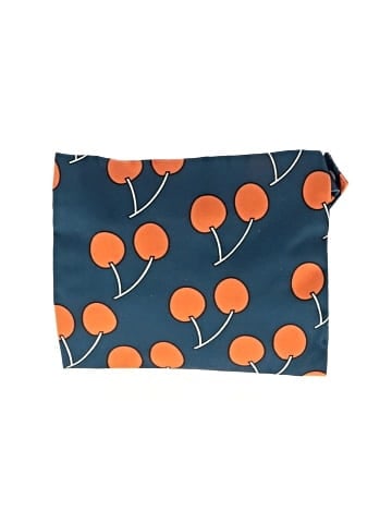 Unbranded Wristlet (view 2)