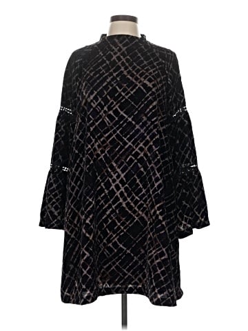 Laundry by Shelli Segal Casual Dress (view 1)