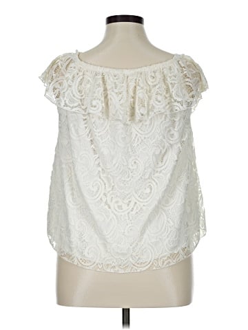 Free Kisses Sleeveless Blouse (view 2)