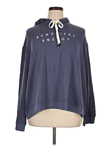 Peace Love World Fleece (view 1)