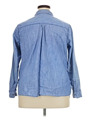 Old Navy Long Sleeve Button-Down Shirt (view 2)