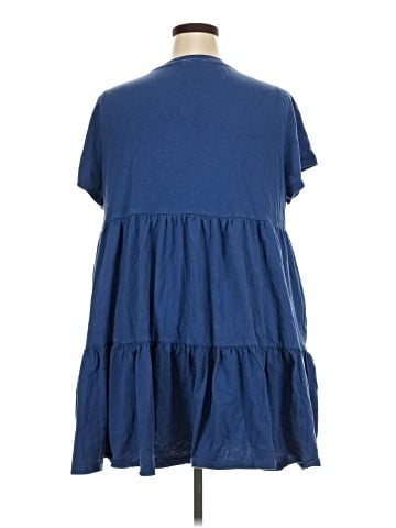 Old Navy Casual Dress (view 2)