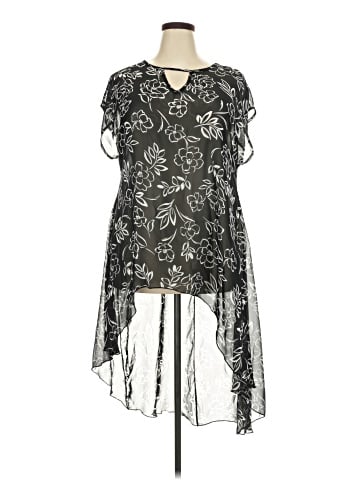 Cha Cha Vente Cocktail Dress (view 1)