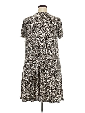 Old Navy Casual Dress (view 2)