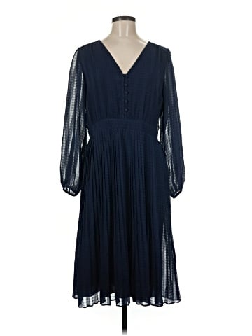 Ann Taylor Casual Dress (view 1)