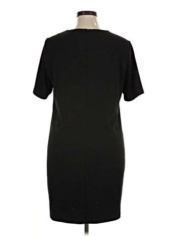 Old Navy Casual Dress (view 2)