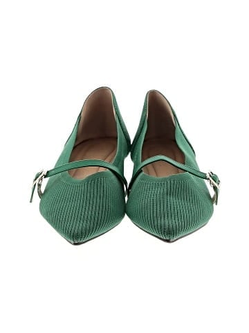 Unbranded Flats (view 2)