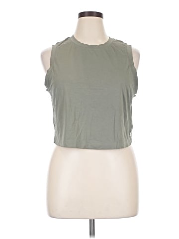 Vuori Sleeveless T-Shirt (view 1)