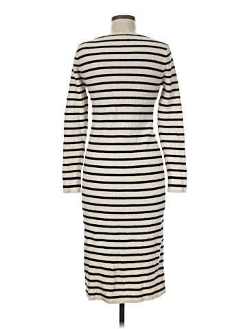 Universal Thread Casual Dress (view 2)
