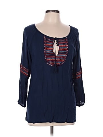 Romeo & Juliet Couture 3/4 Sleeve Blouse (view 1)