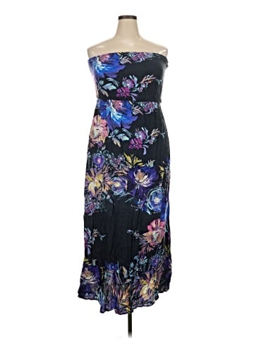 Xhilaration Cocktail Dress (view 1)