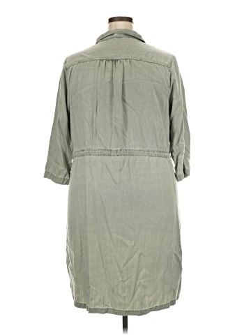 Old Navy Casual Dress (view 2)