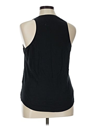 Nike Sleeveless T-Shirt (view 2)