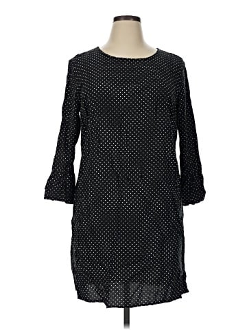 Old Navy Casual Dress (view 1)