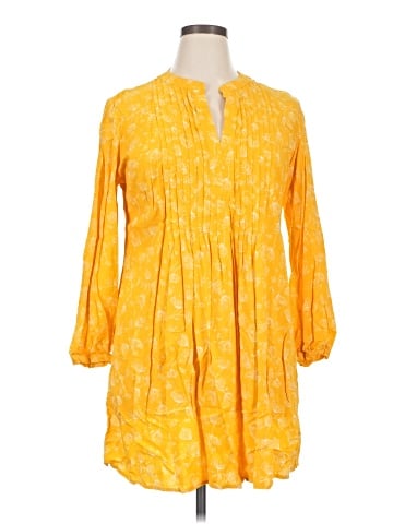 Old Navy Casual Dress (view 1)