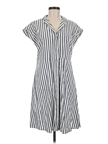 Old Navy Casual Dress (view 1)
